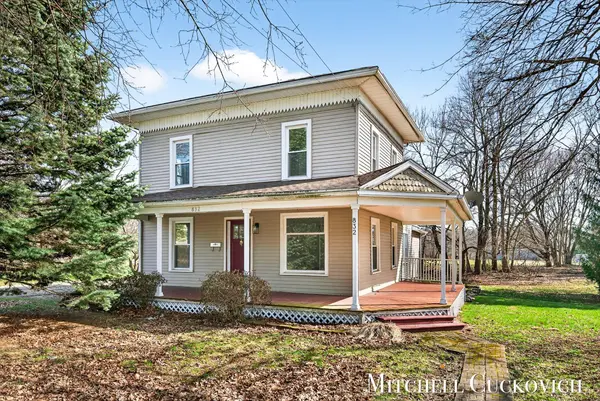 832 E Michigan AVE, Marshall City, MI 49068