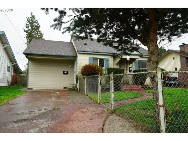 446 20TH AVE, Longview, WA 98632