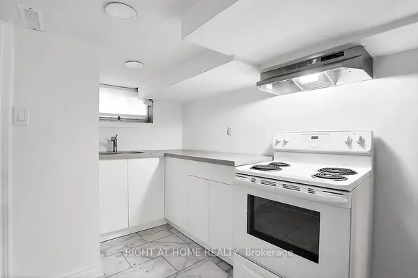 210 Mary ST N #Bsmt, Oshawa, ON L1G 5C4