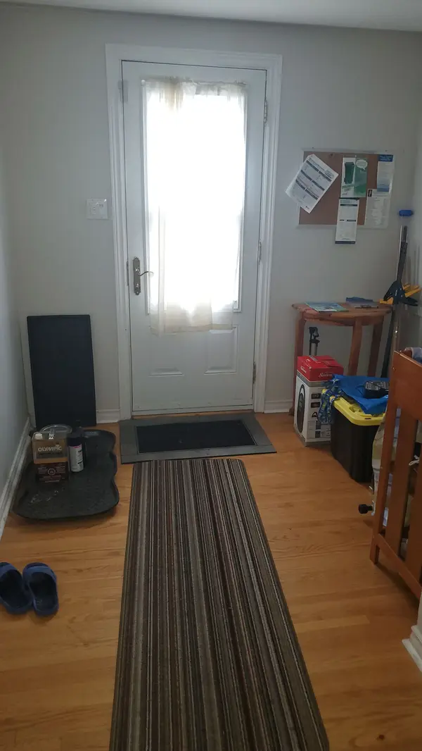 2713 HOLLINGTON CRES #A 2 (Ground Level), Mississauga, ON L5K 1E8