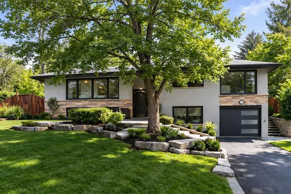 1151 Sarta RD, Oakville, ON L6L 2P1