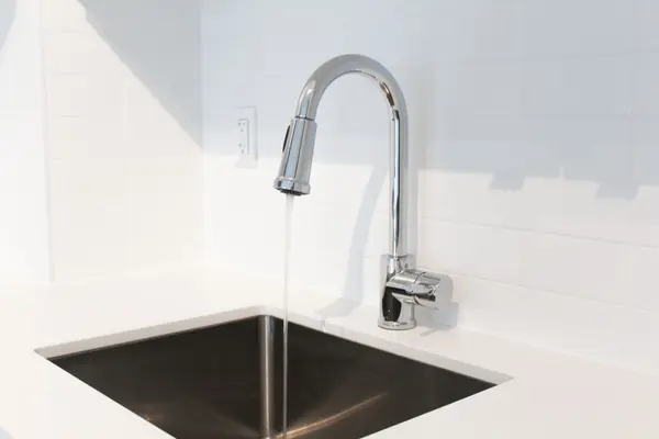 1461 Lawrence AVE W #803, Toronto W04, ON M6L 0A6