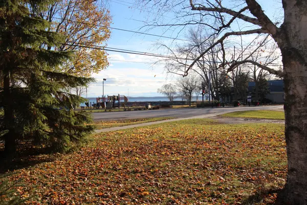 304 Main ST, Loyalist, ON K0H 1G0