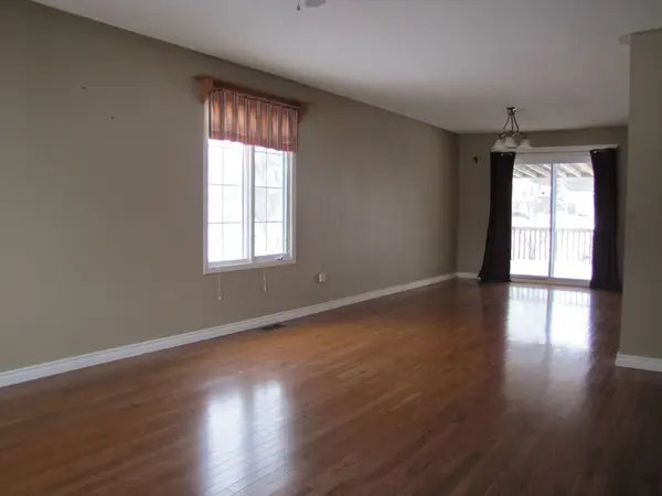 47 Cedartree LN, Kawartha Lakes, ON K0M 1A0