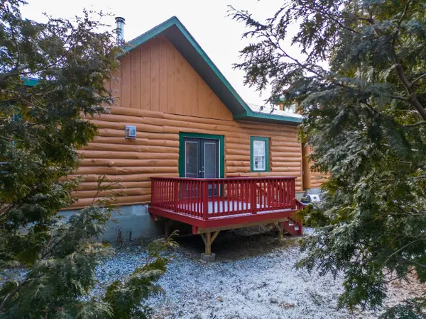 25 Maple Golf CRES, Northern Bruce Peninsula, ON N0H 2R0