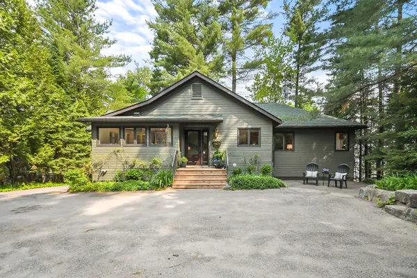1109 Glenmount RD, Lake Of Bays, ON P0B 1A0