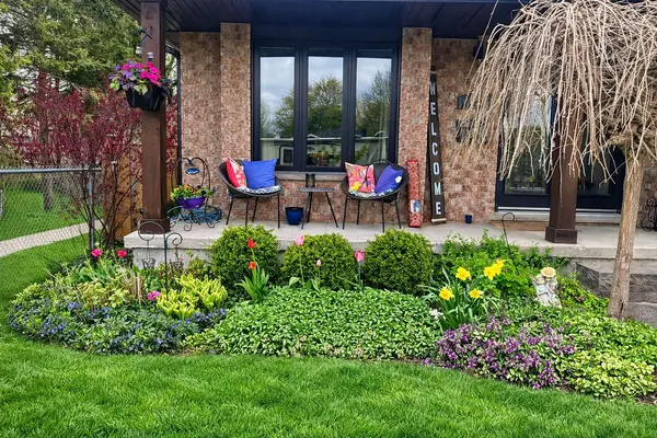 771 Victoria TER, Centre Wellington, ON N1M 3L5