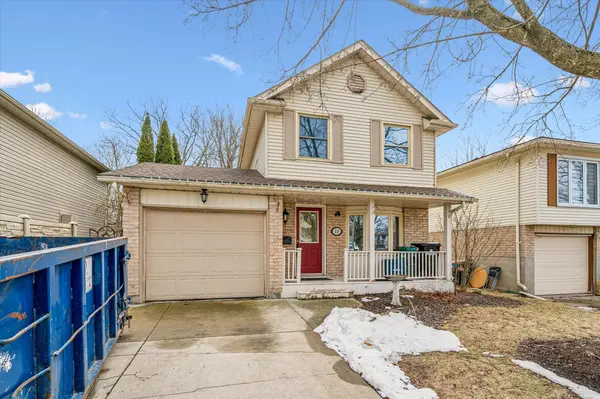 418 Woods LN, Cambridge, ON N3H 5J4