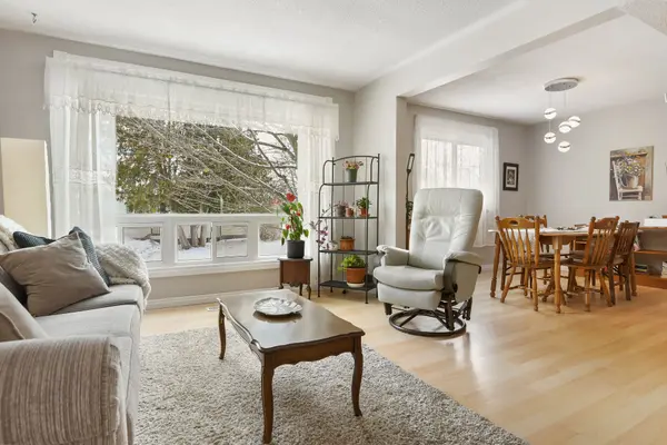 127 Edward ST S, Arnprior, ON K7S 2X3