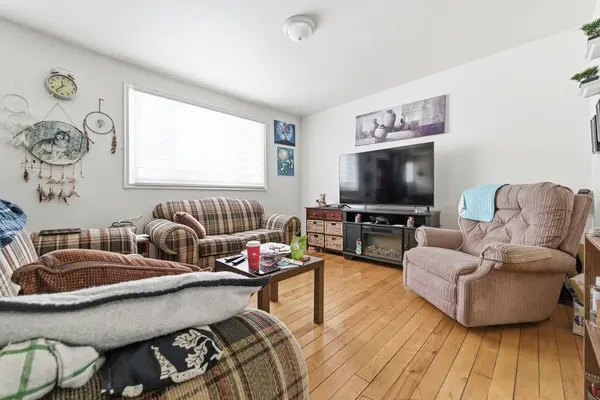 6 Hillcrest AVE, Deep River, ON K0J 1P0