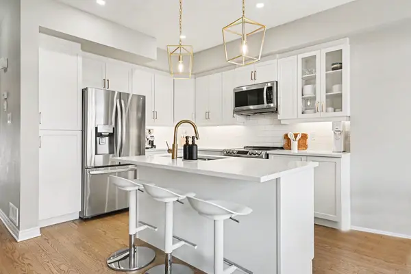 25 Mcphail RD, Carleton Place, ON K7C 0P6