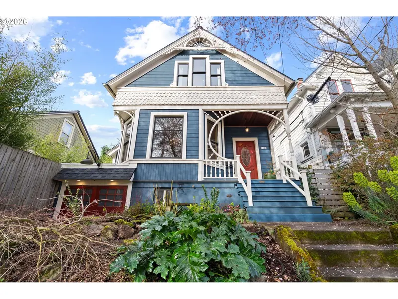 1021 SE 37TH AVE, Portland, OR 97214