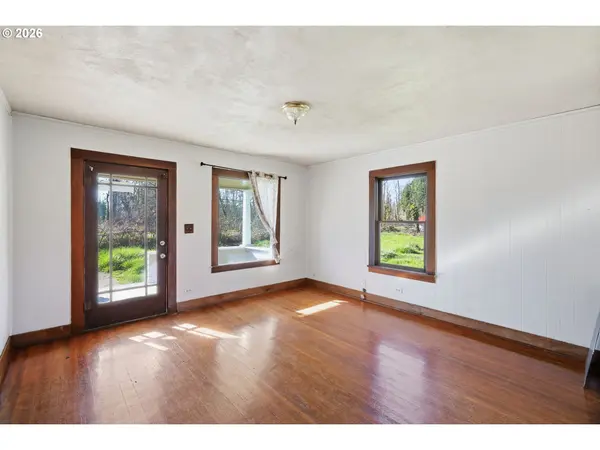 36725 JASPER RD, Jasper, OR 97478