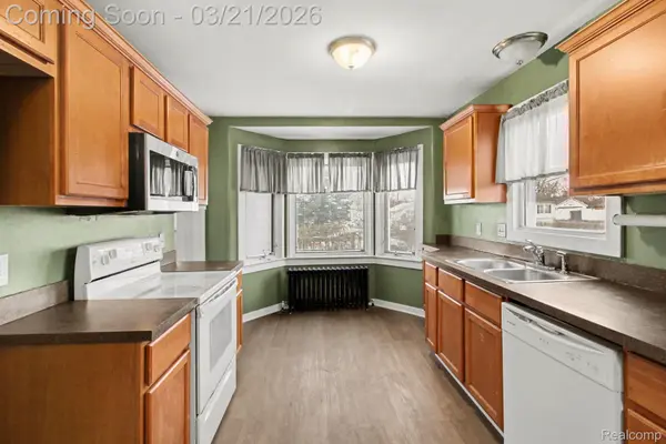 20190 Northline RD, Taylor, MI 48180