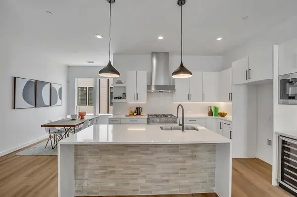 3612 San Jacinto #107, Dallas, TX 75204