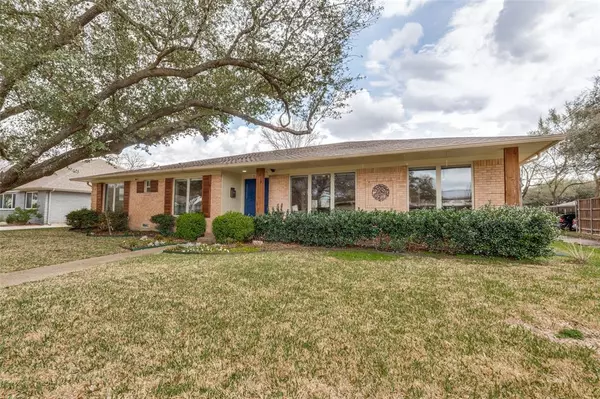 3228 Regent Drive, Dallas, TX 75229