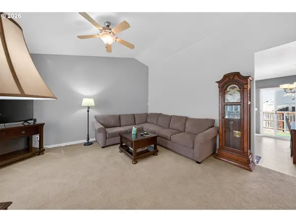 2579 PEACHWOOD CT, Sutherlin, OR 97479