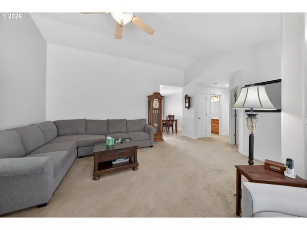 2579 PEACHWOOD CT, Sutherlin, OR 97479