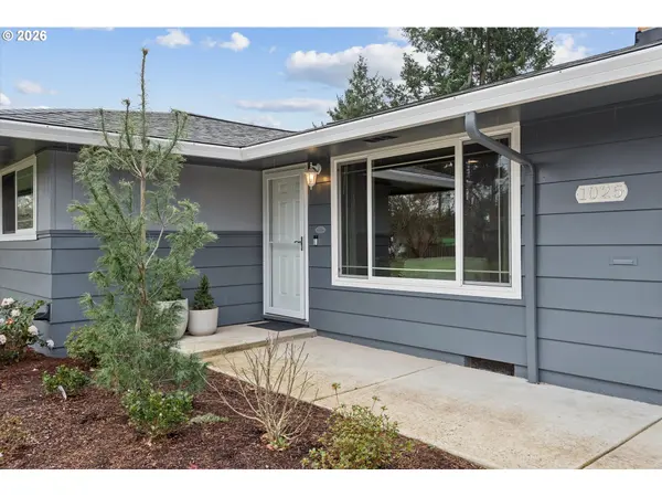 1025 SE 169TH AVE, Portland, OR 97233