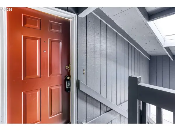 650 SW MEADOW DR #219, Beaverton, OR 97006