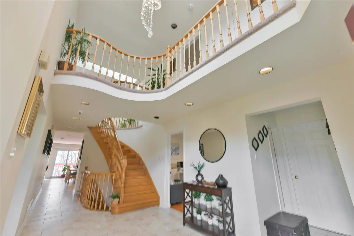 6 Glenheather TER, Toronto E11, ON M1B 5H2