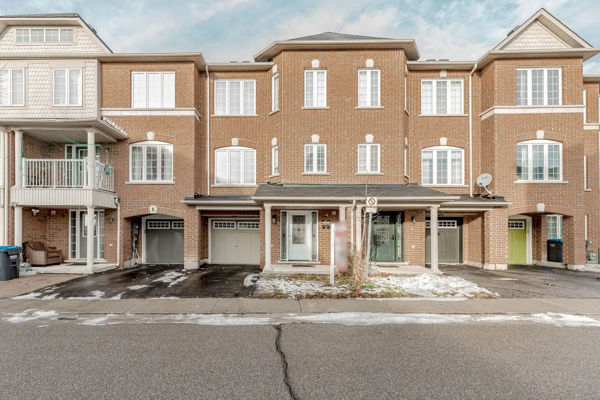 6 October PL, Brampton, ON L6Y 0R6