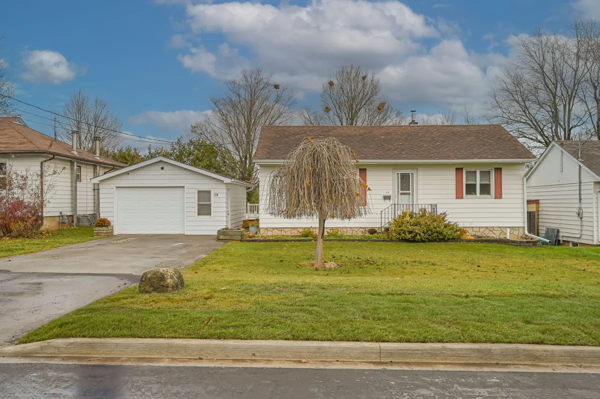 19 Temple RD, Halton Hills, ON L7G 3J6