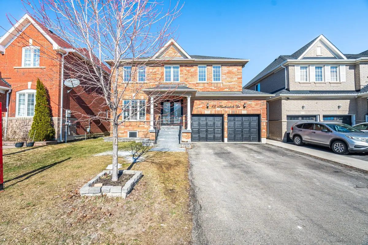 15 Heatherdale DR, Brampton, ON L7A 2H6