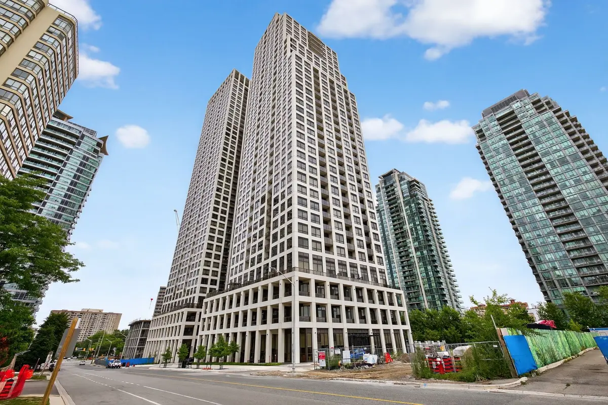 36 Elm DR W #1706, Mississauga, ON L5B 0N3