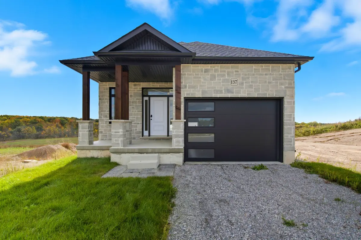 137 Pike Creek DR, Haldimand, ON N0E 1E0