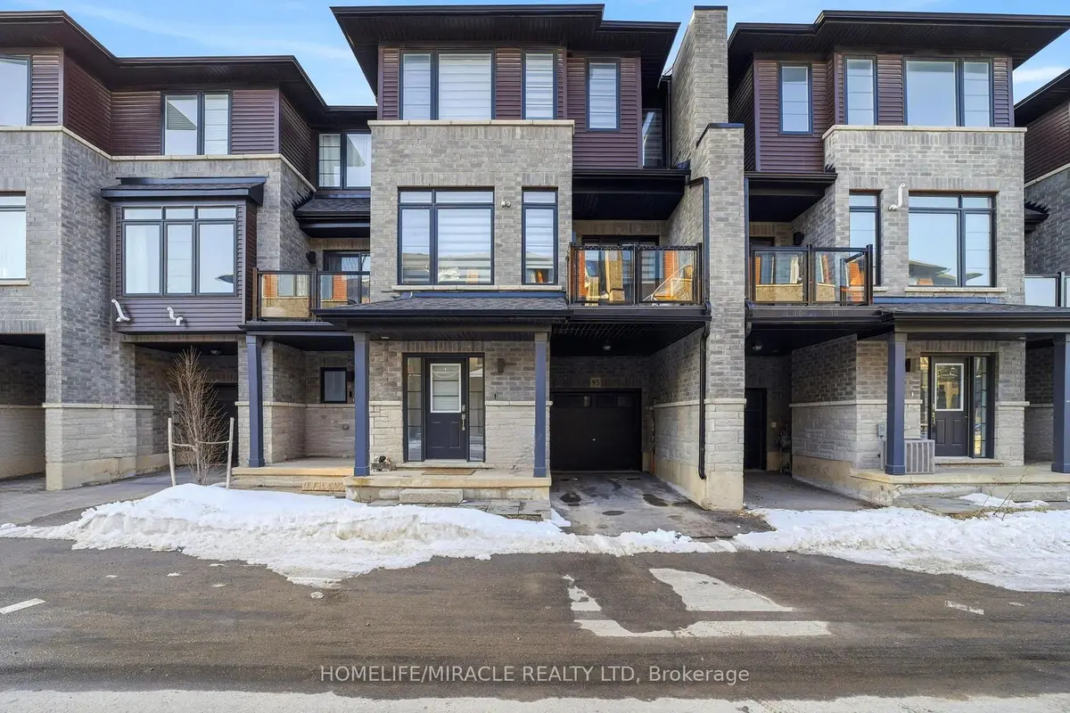 461 Blackburn DR #95, Brantford, ON N3T 0W9