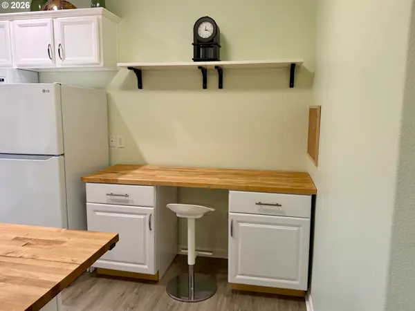 37071 DUBARKO RD #8, Sandy, OR 97055