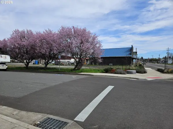 815 APPLEGATE ST, Philomath, OR 97370