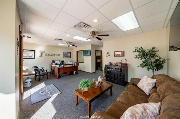 109 E Mcharg Street, Stamford, TX 79553