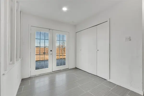 1722 Independence Trail, Grand Prairie, TX 75052