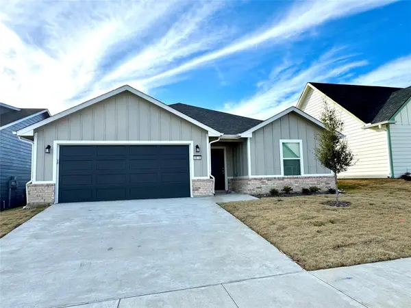 4910 Dry Creek Road, Sherman, TX 75092