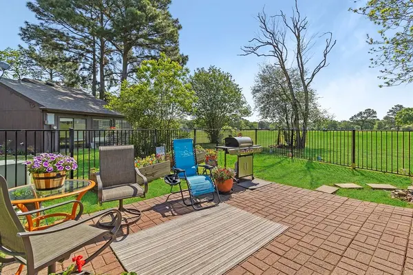 17 Townhouse Lane, Trinity, TX 75862