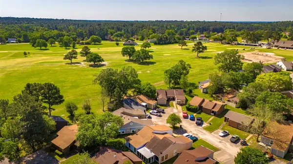 17 Townhouse Lane, Trinity, TX 75862