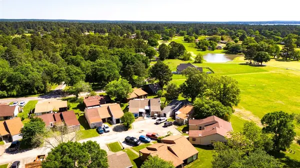 17 Townhouse Lane, Trinity, TX 75862