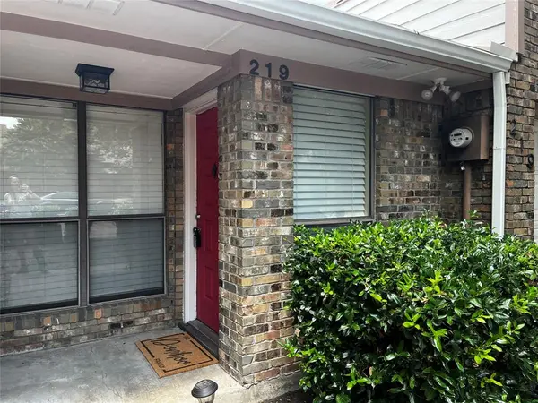 219 Mccarley Place, Mckinney, TX 75071