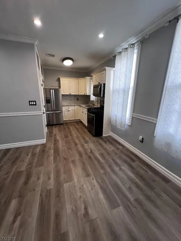 6115 Buchanan Pl, West New York Town, NJ 07093