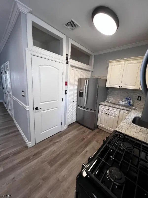 6115 Buchanan Pl, West New York Town, NJ 07093