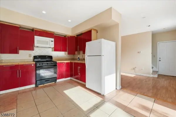 77 Swartswood Rd #b, Newton Town, NJ 07860