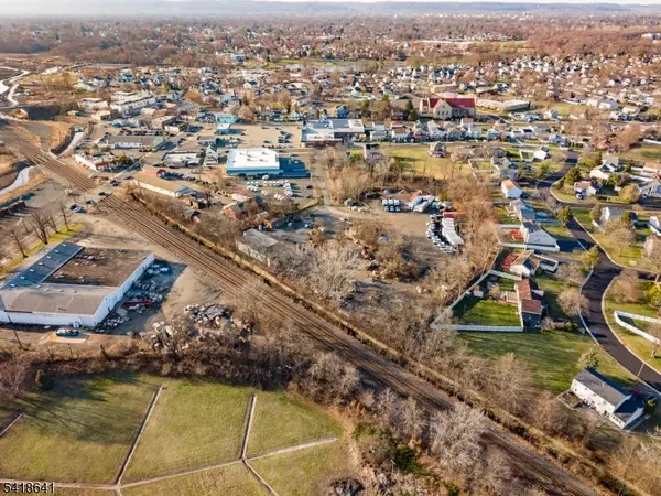 128 Oak Tree Ave, South Plainfield Boro, NJ 07080