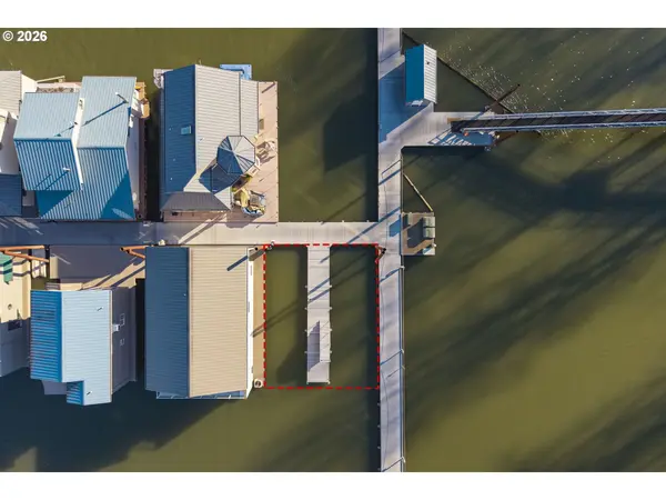 17809 NE MARINE DR #C1, Portland, OR 97230