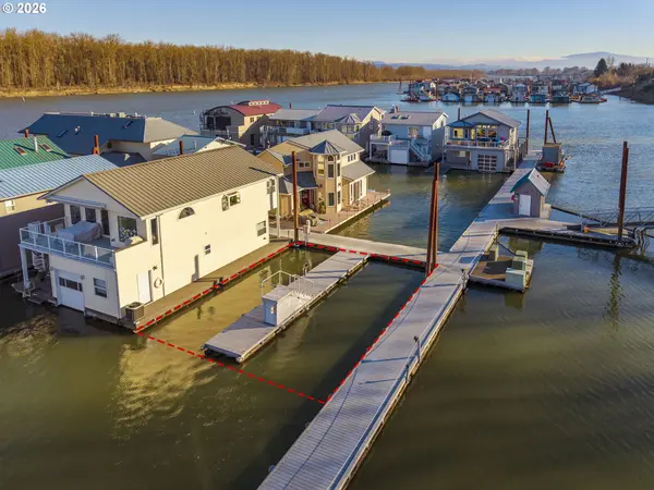 17809 NE MARINE DR #C1, Portland, OR 97230