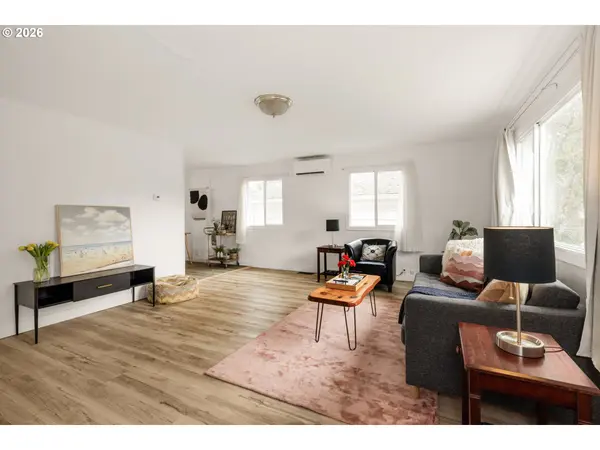 8425 NE HUMBOLDT ST, Portland, OR 97220