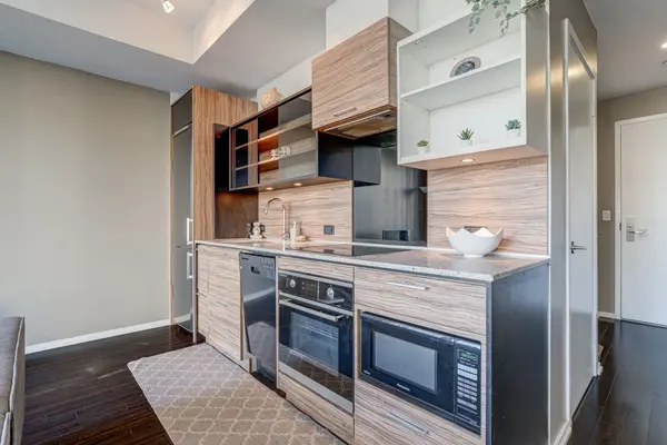 75 St Nicholas ST #1109, Toronto C01, ON M4Y 0A5