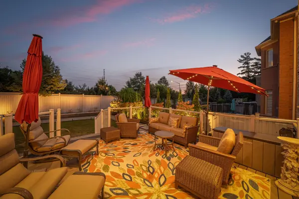 11 Beauvista CT #RENTAL, Vaughan, ON L4H 3G6