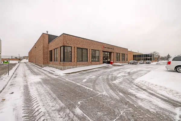 18 Hedgedale RD, Brampton, ON L6T 5L2